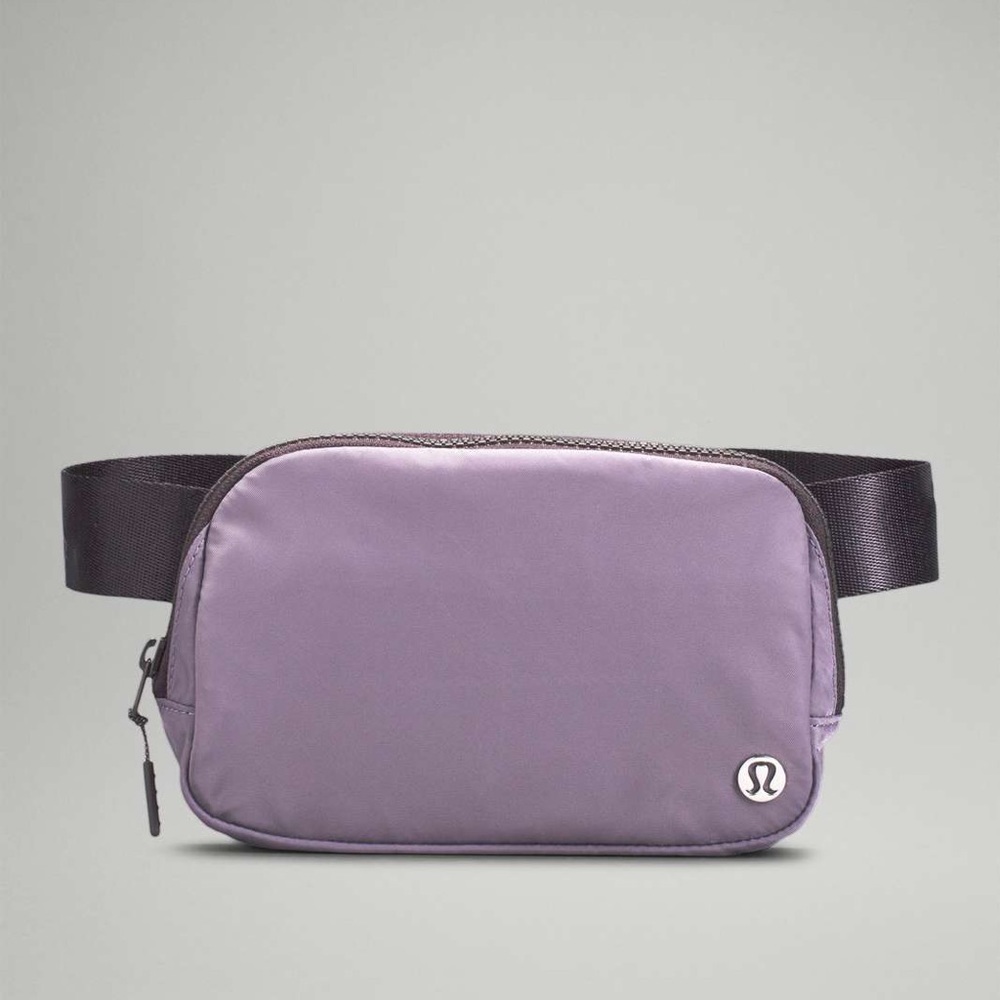 Lululemon on the move everywhere Fanny pack